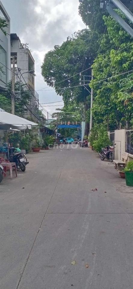 BÁN NHÀ HẺM XE TẢI, 4P. NGỦ, 100M2, TRƯỜNG CHINH , TÂN THỚI NHẤT, Q12