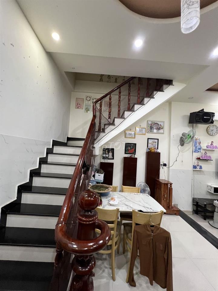 Nhà kiên cố TL47 - dọn vào ở ngay