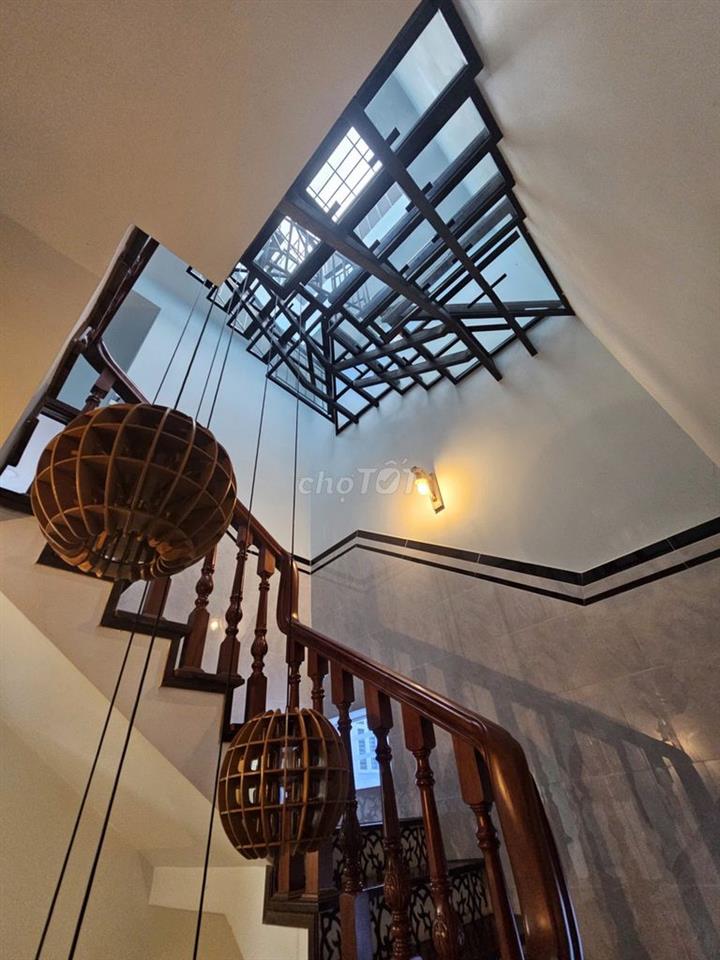 Nhà ở 2mặt tiền