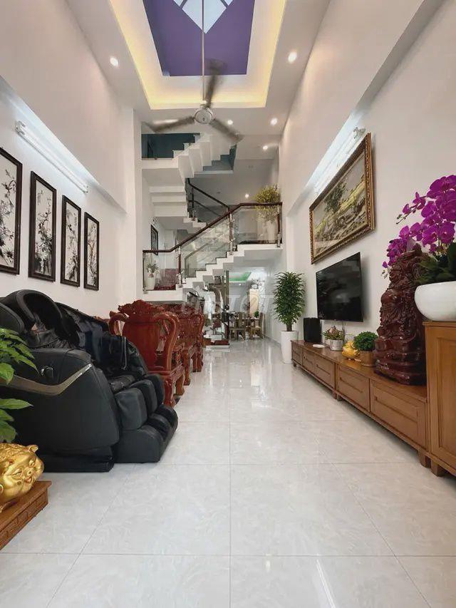 NHÀ ĐƯỜNG HT13 – NHÀ 4 TẦNG ĐẸP, FULL CÔNG NĂNG, GIÁ 5,8 TỶ