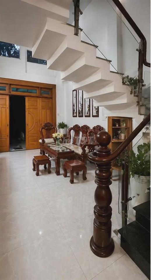 NHÀ ĐƯỜNG HT13 – NHÀ 4 TẦNG ĐẸP, FULL CÔNG NĂNG, GIÁ 5,8 TỶ