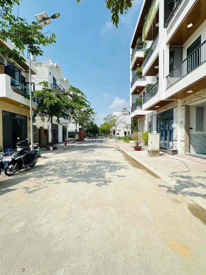 bán nhà chính chủ quận 12