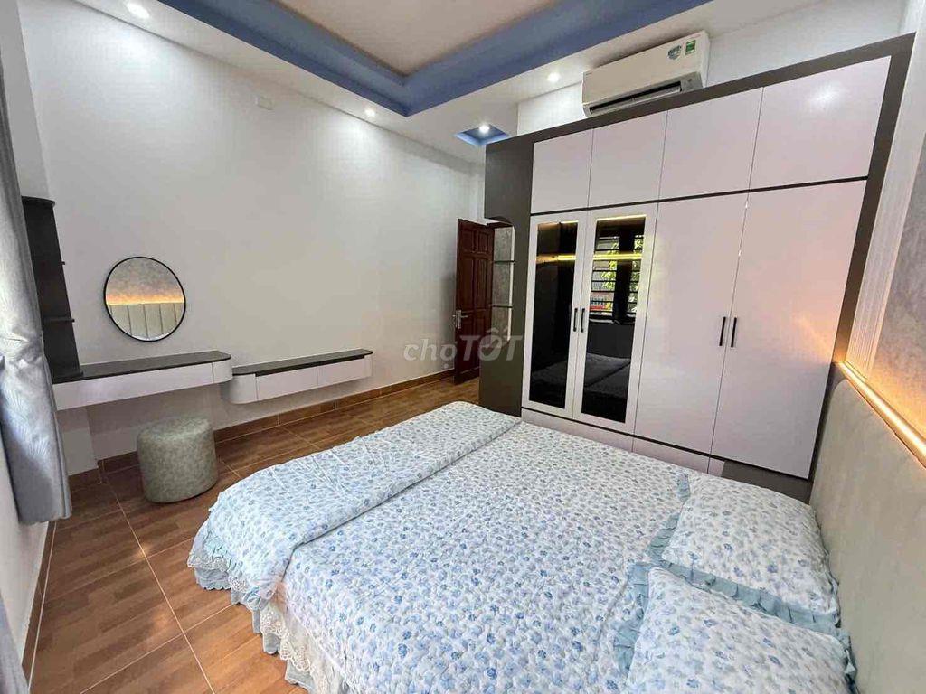Cần Bán Nhà Đẹp 1 trệt 3 lầu 65m2  Q12 Giá Rẻ