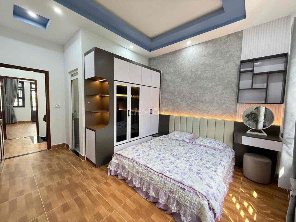 Cần Bán Nhà Đẹp 1 trệt 3 lầu 65m2  Q12 Giá Rẻ