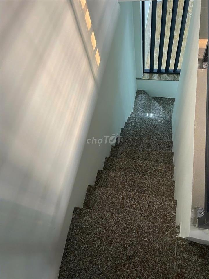 BÁN NHÀ THẠNH XUÂN 31 HẺM THÔNG RA TX25
