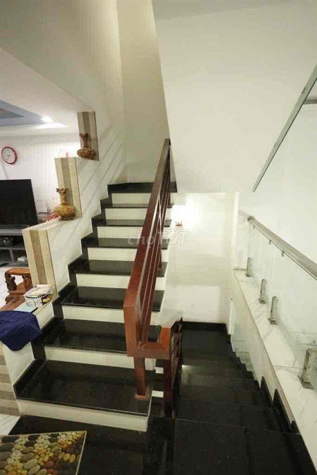 BÁN NHÀ MẶT TIỀN "GÀ ĐẺ TRỨNG VÀNG" – Vừa Ở Vừa Kinh Doanh, Sáng Bán Đ