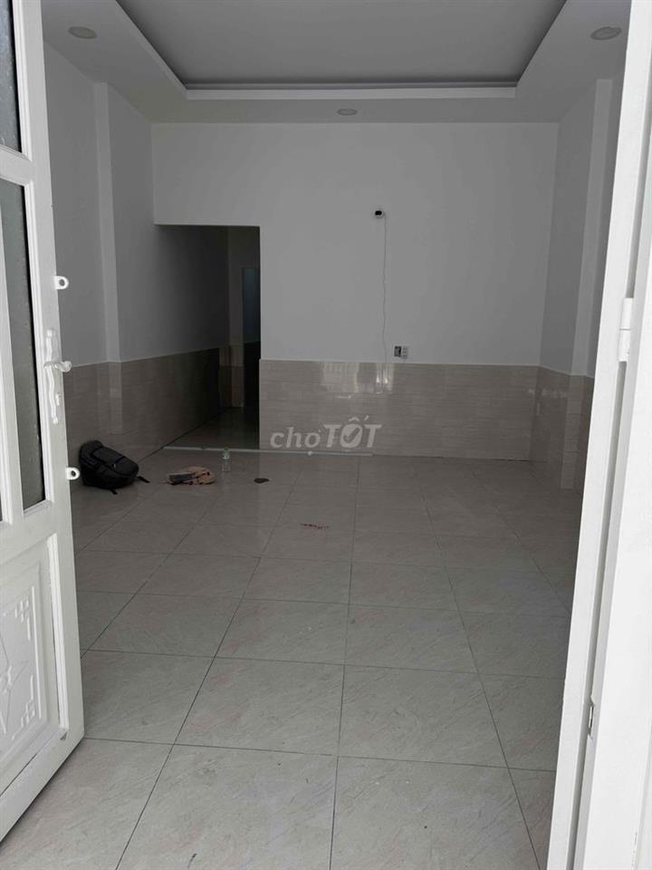bán nhà 60,8m2 2 phòng ngủ full thổ  cư Đ nguyễn thị căn