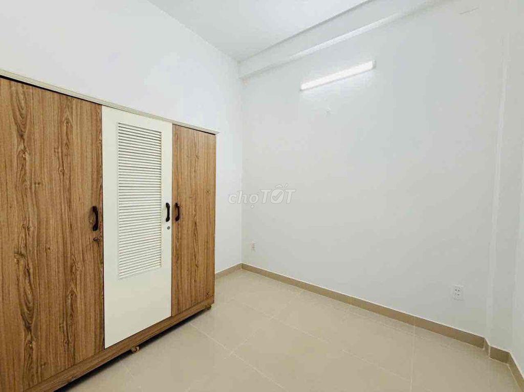 Bán nhà 4x22m đầy đủ nội thất