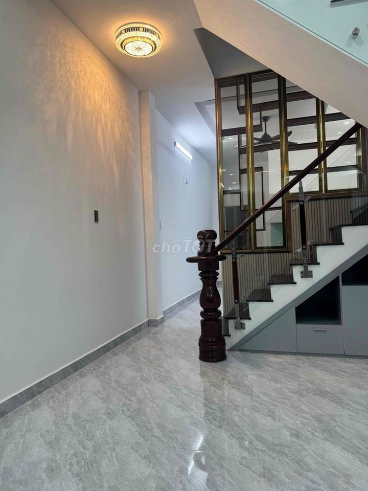 Bán nhà 4x24M đường TX 43