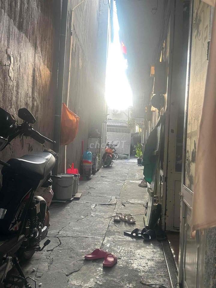 Nhà nhỏ SHR chủ cần bán 1 lầu 22m2 kế bên Hiệp thành City
