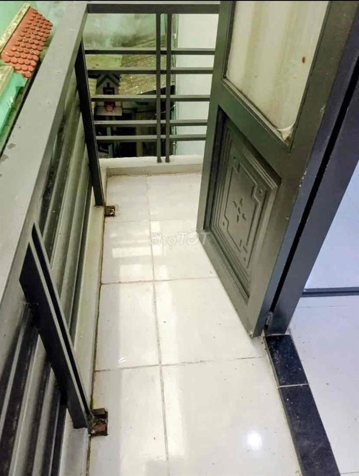 Chủ giảm 100tr Cần bán gấp nhà 1 lầu - Ngang 5m 2PN kê khai riêng 2014