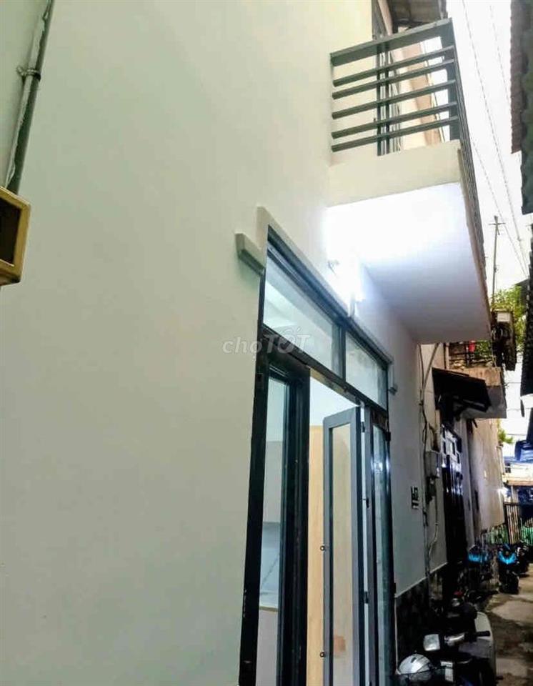 Chủ giảm 100tr Cần bán gấp nhà 1 lầu - Ngang 5m 2PN kê khai riêng 2014