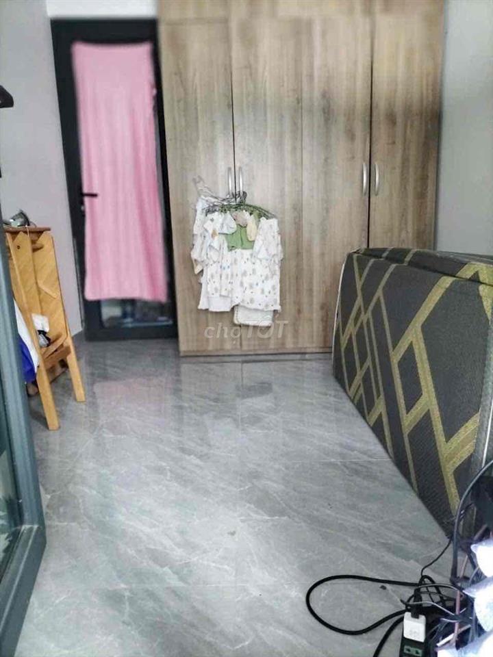 bán nhà SHR sát Phần mềm quang trung Quận 12 - 2PN 2WC