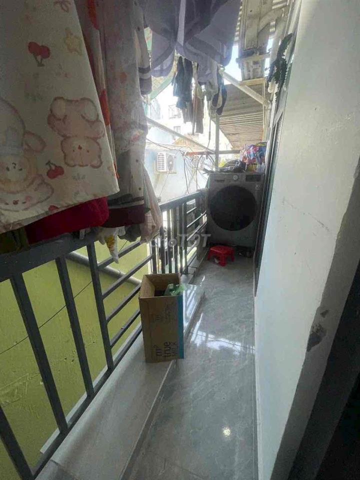 bán nhà SHR sát Phần mềm quang trung Quận 12 - 2PN 2WC