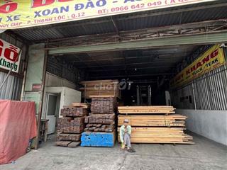Nhà mặt phố