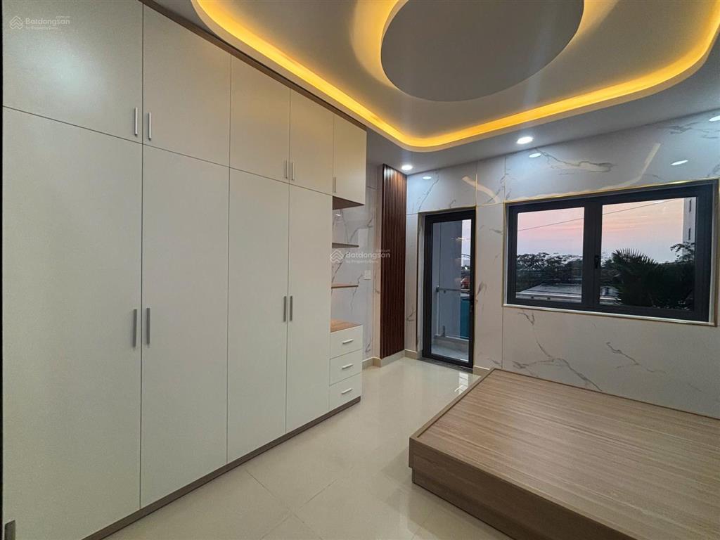 Nhà 2 mt đường thạnh xuân 22 kinh doanh buôn bán, có 2pt đang cho thuê.
