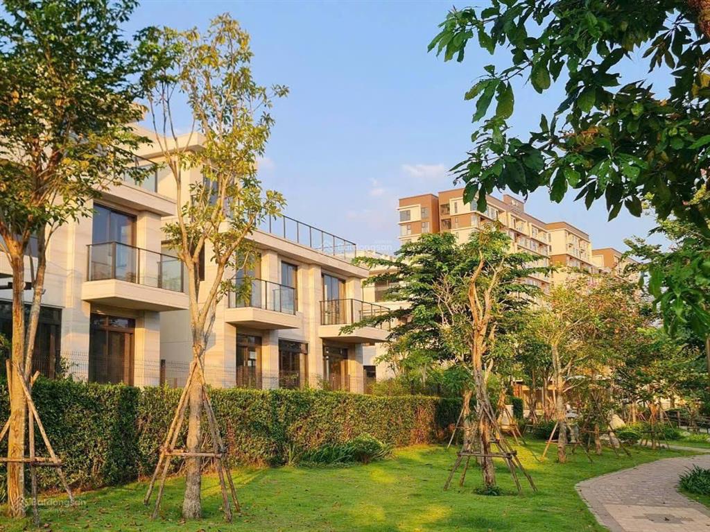 Biệt thự góc 3 mặt thoáng hàng hiếm tại mizuki park