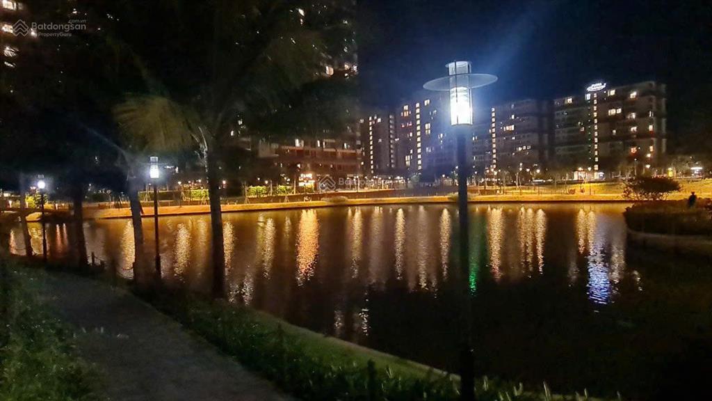 Biệt thự góc 3 mặt thoáng hàng hiếm tại mizuki park