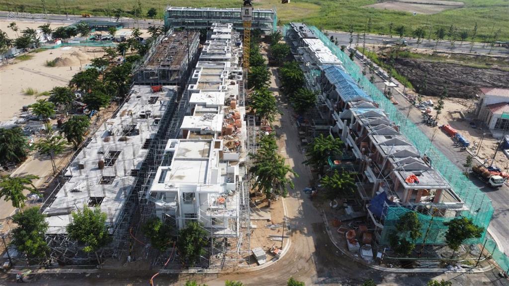 Bán nhà phố izumi city 3 tầng 96m2 mặt tiền 6m khu đô thị ven sông nam long