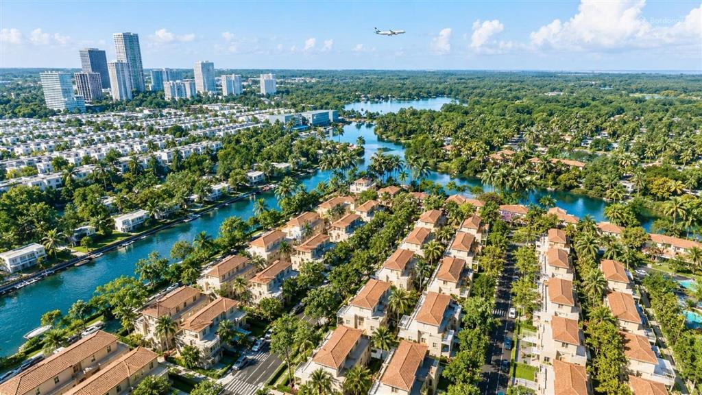 Bán nhà phố izumi city 3 tầng 96m2 mặt tiền 6m khu đô thị ven sông nam long