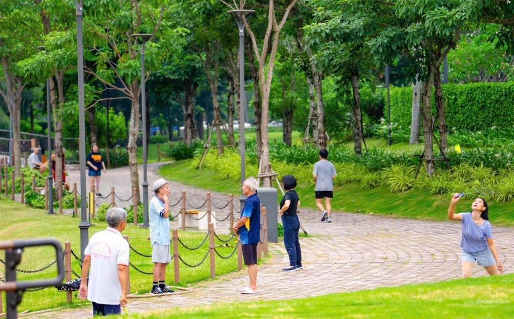 Bán nhà phố izumi city 3 tầng 96m2 mặt tiền 6m khu đô thị ven sông nam long