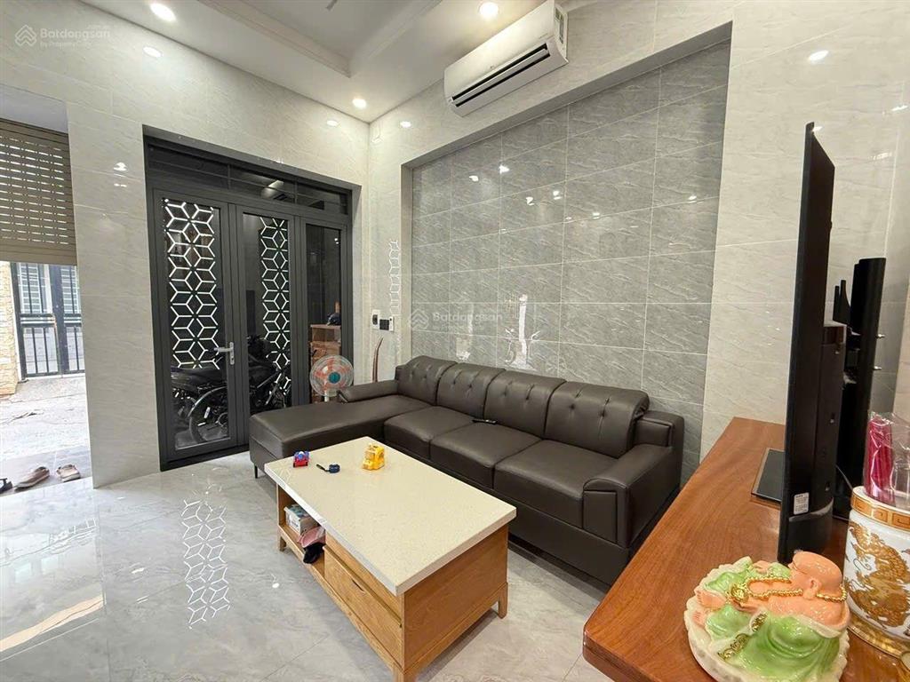 Bán nhà 4 tầng đường 182 lã xuân oai, phường tăng nhơn phú giá 7 tỷ