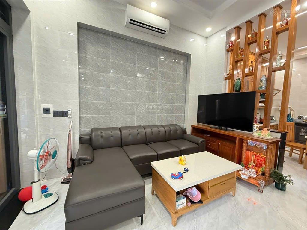 Bán nhà 4 tầng đường 182 lã xuân oai, phường tăng nhơn phú giá 7 tỷ