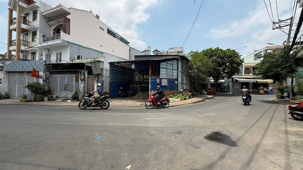 Bán nhà 1 trệt 2 lầu đường trần đức thảo, phường phước long giá 8,8 tỷ