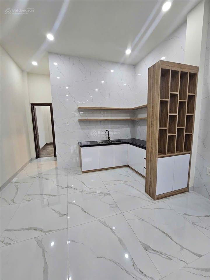 Bán căn nhà 1 trệt 2 lầu hẻm 60 hoàng hữu nam giá 6 tỷ 2