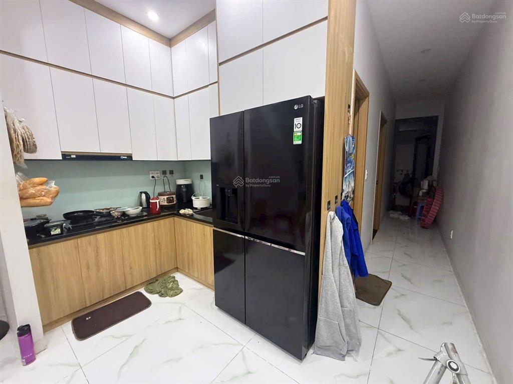 Bán căn nhà 1 trệt 2 lầu đường man thiện giá 6,1 tỷ