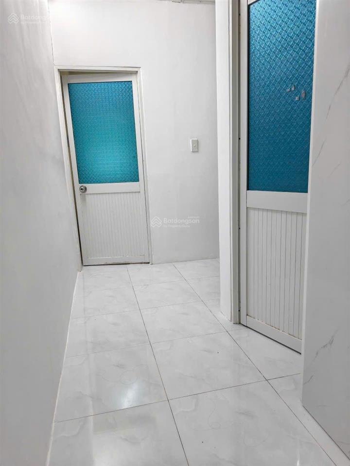Bán nhà 1 trệt 1 lầu đường 106, man thiện giá 3,3 tỷ