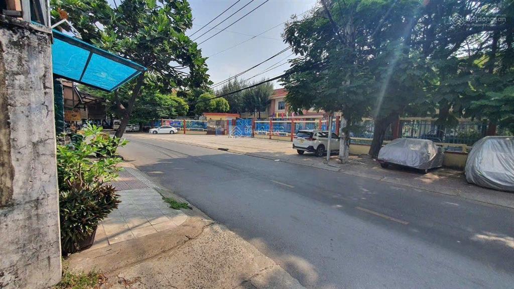 Bán căn nhà đường số 12 kế trường thcs hoa lư 80m giá 5,85 tỷ