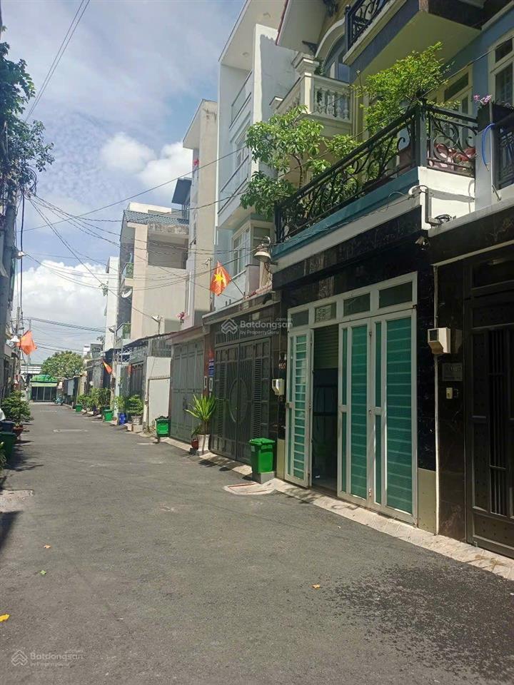 Bán nhà 1 trệt 3 lầu đường đình phong phú giá 9 tỷ