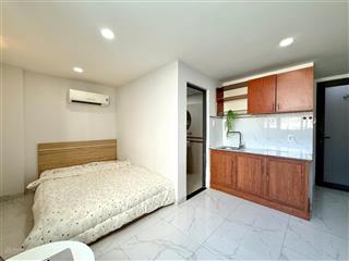 Căn hộ duplex full nội thất gần landmark, ngã tư hàng xanh