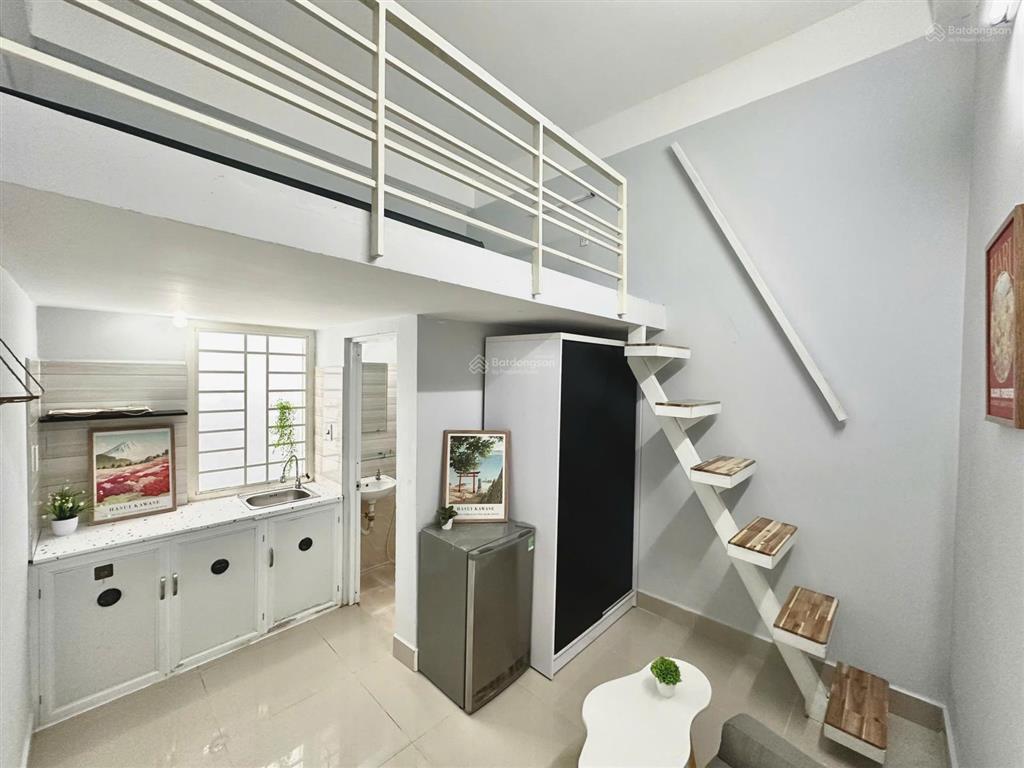 Căn hộ gác lửng, cửa sổ lớn  thang máy, bảo vệ tại bình thạnh