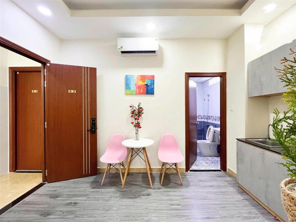 Căn hộ full nội thất ngay trung tâm quận 10  không gian ở tiện nghi