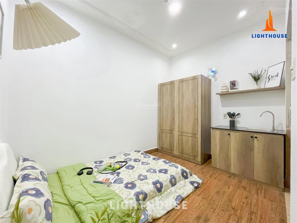 Studio đẹp gần sân bay dọn vào ở ngay