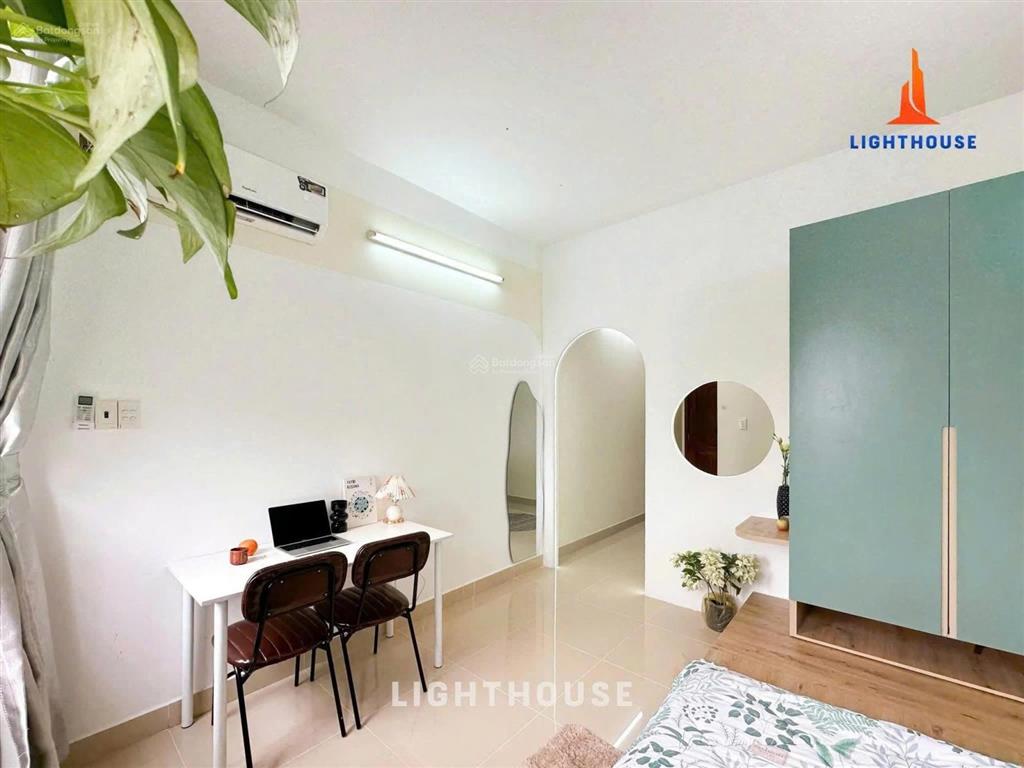 Studio tách bếp có ban công, thang máy, gần cv gia định  nguyễn thái sơn