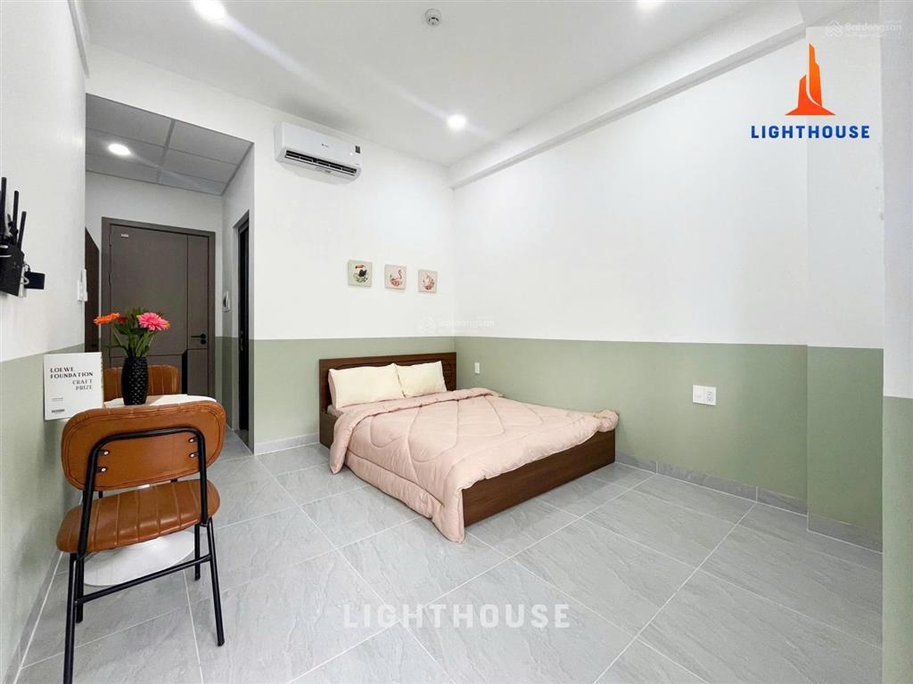 Căn studio ban công siêu thoáng full nội thất trung tâm quận 2