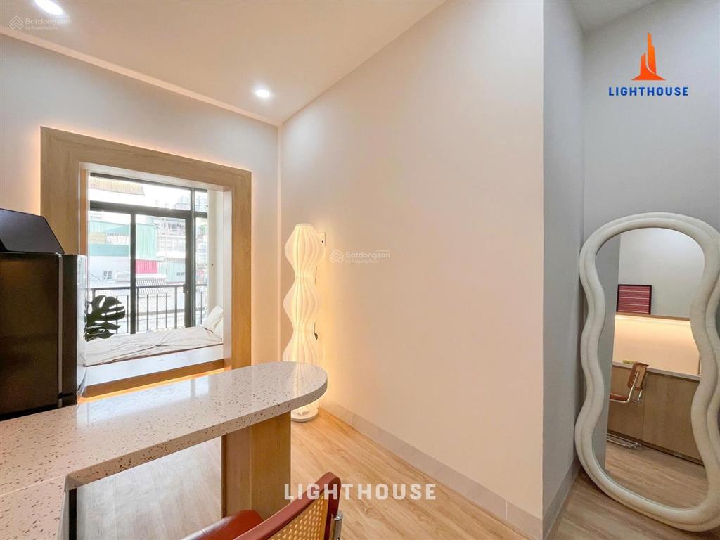 Studio tô hiến thành ban công riêng, vị trí đẹp quận 10