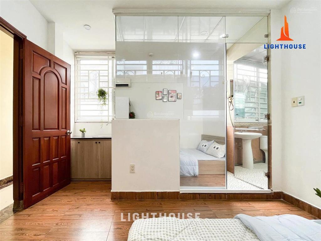 Studio full nội thất xinh xắn, 49 c18, tân bình, gần cộng hòa
