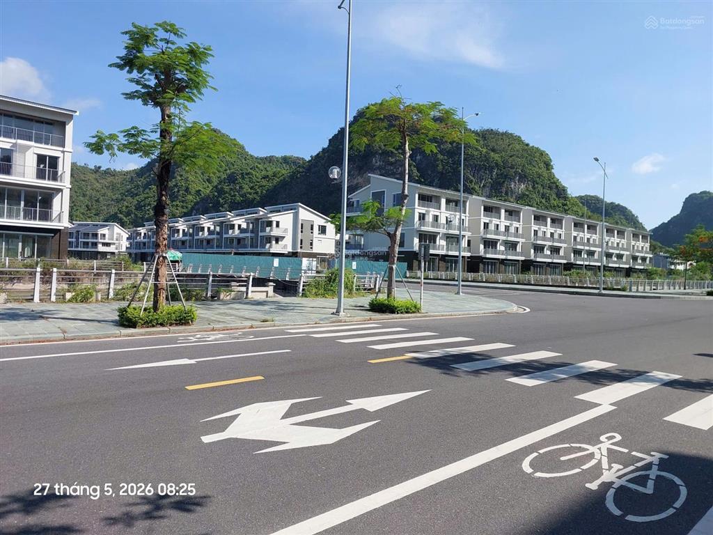 Bán biệt thự trục đường 35 m dự án catbarina bay  chủ đầu tư mik group, trung tâm đảo cát bà