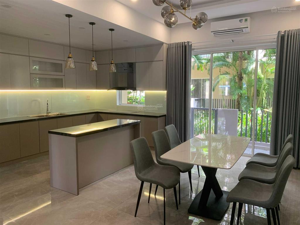 Chính chủ cho thuê nhà phố compound palm residence quận 2, dt 6x17m, 1 trệt 2 lầu, 4pn, giá 40tr
