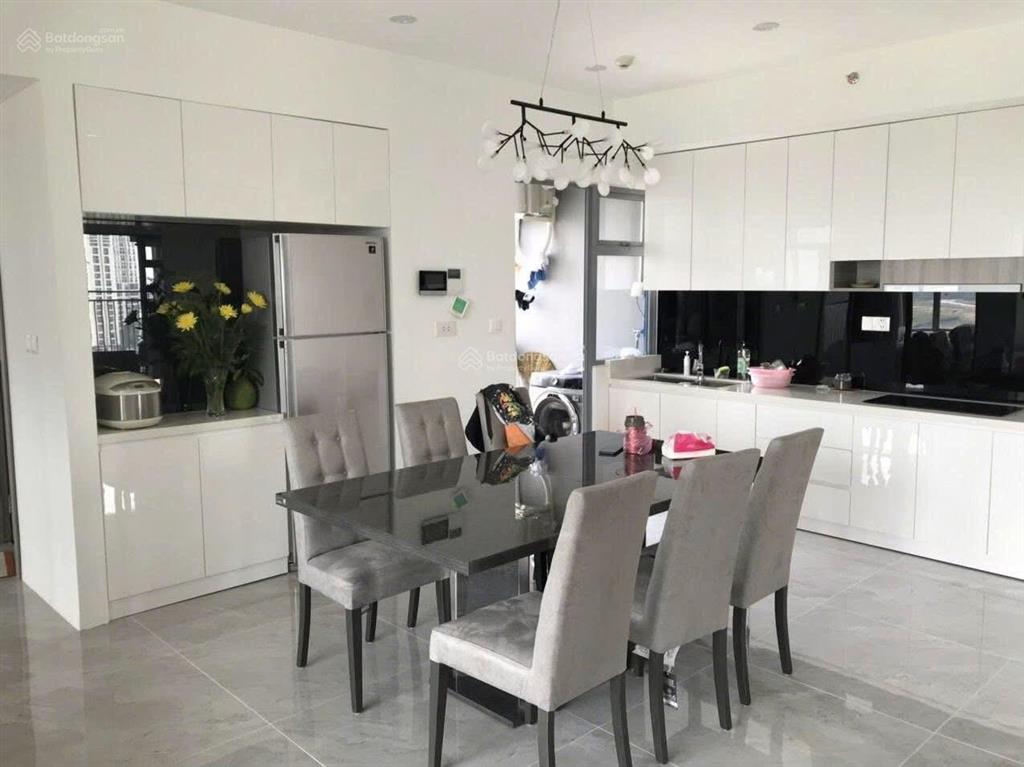 Chính chủ cần cho thuê gấp ch palm heights 80m2 tầng 32 giá 17tr, nt cao cấp.  0937 163 *** mr. lộc