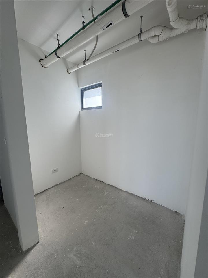 Cần bán gấp ch palm heights 121m2 tầng 19, view sông hồ bơi giá chỉ 10750 000 ***.  0937 163 ***