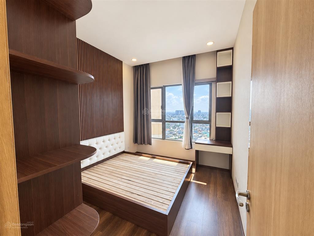 Cần tiền bán gấp ch palm heights 3pn 103m2 tầng 22, view sông hồ bơi hướng nam, giá chỉ 10ty168