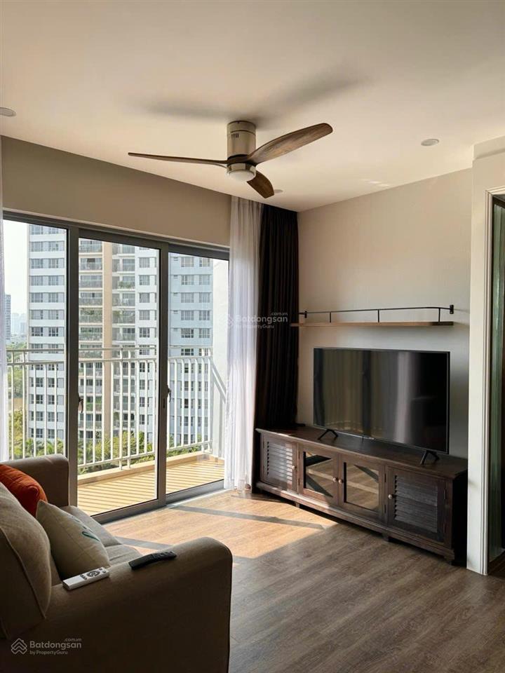 Kẹt tiền bán gấp ch palm heights, 2pn80m2, tầng 8, view sông hồ bơi, sẵn có hđ thuê.  0937 163 ***