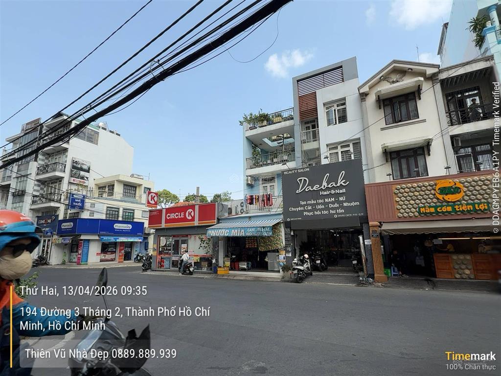 Bán nhà 285/92 cmt8 đối diện hà đô centrosa (dt 4,5x13,5m  trệt 2 lầu) phường 12, quận 10