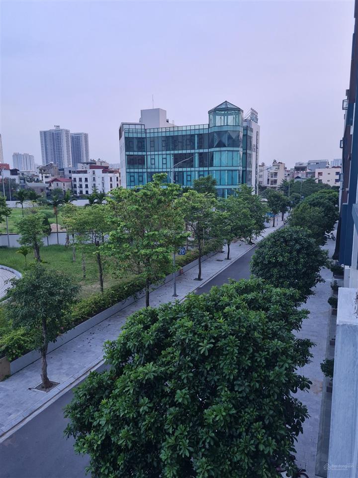 Chính chủ gửi lô góc 111,1m2 6t galaxy1 ngân hà vạn phúc full nt. hđ thuê dài hạn. cc 0973 001 ***