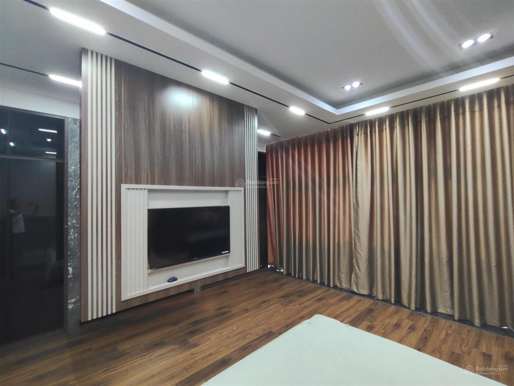 Cho thuê nhà nguyên căn 100m2 6t tại galaxy 69 tố hữu. tmay, điều hoà, nt sang trọng, vừa ở vừa kd